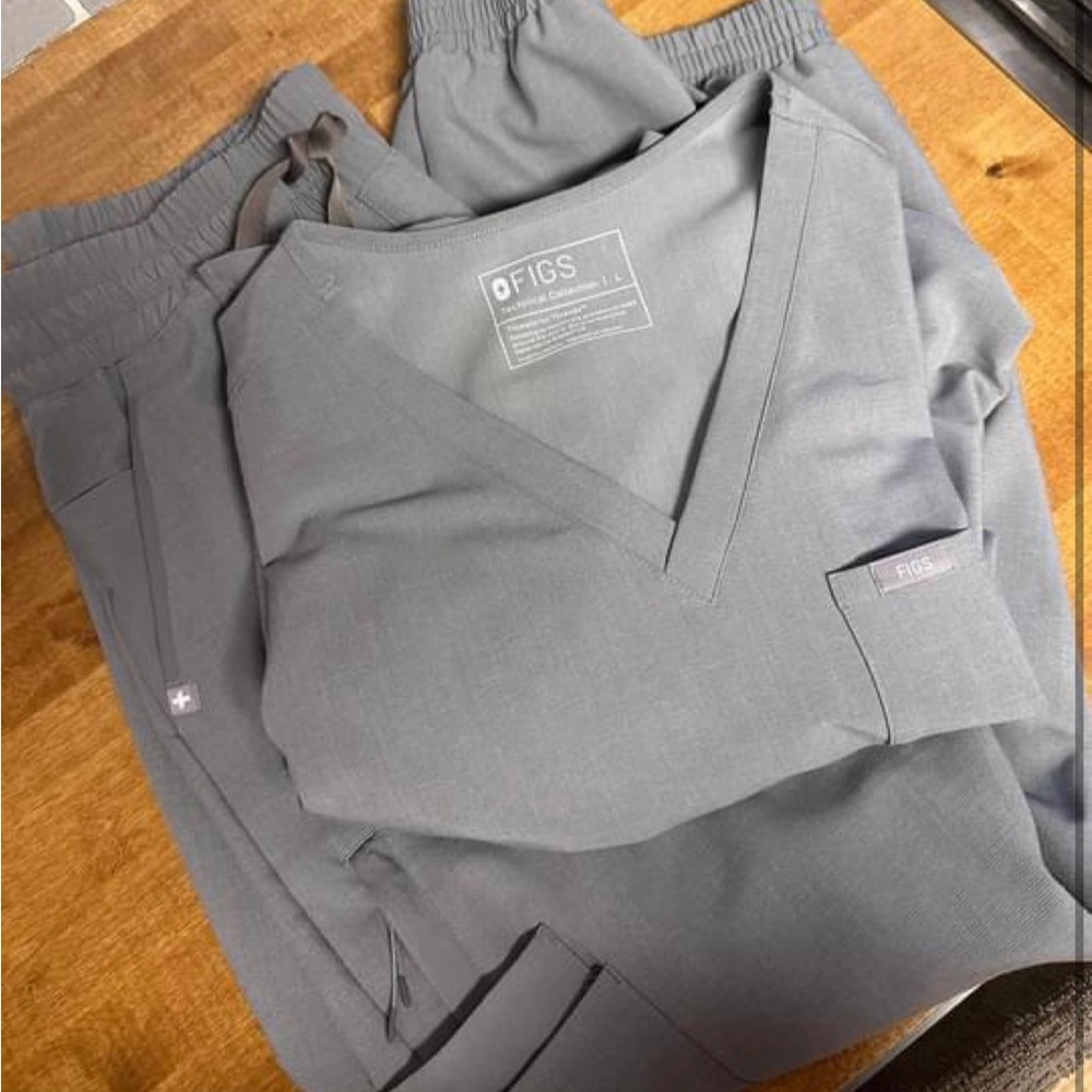 FIGS — SPACE GREY HIGH WAISTED 22 POCKET JOGGER